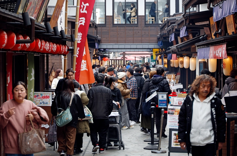 Japan prvi put od 1978. promijenio cijene viza. Upeterostručio ih je
